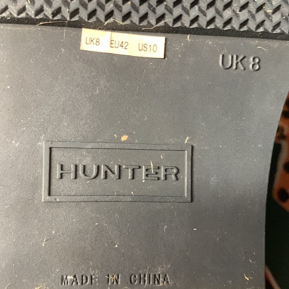 Hunter Original Short Matte Buckle Strap Rain Boots in Navy - Picture 6 of 7